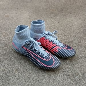 Nike Jr Mercurial Superfly V DF Soccer Cleats